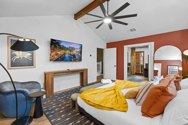 Building Photo - 13702 Yellow Oak Cir