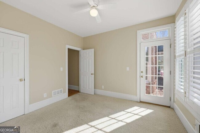 Building Photo - 179 Grandmar Chase