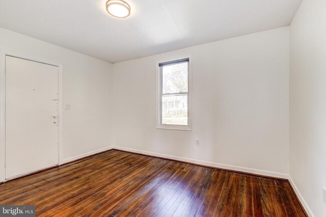 Building Photo - 2805 Hamilton Ave