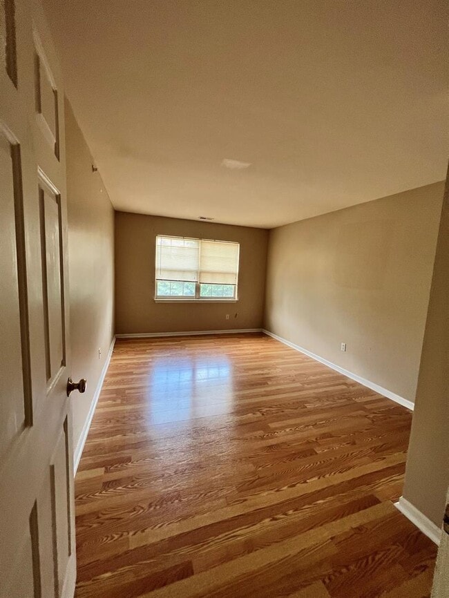 Building Photo - 7446 Lacy Dr