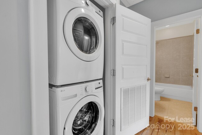 Building Photo - 336 Magnolia Ave