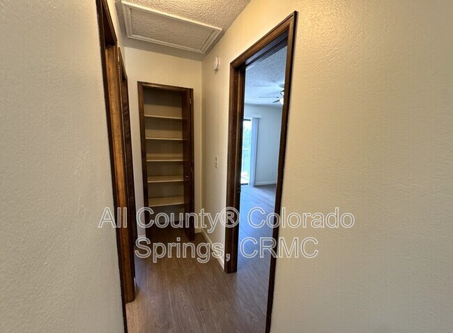 Building Photo - 3525 Fair Dawn Dr