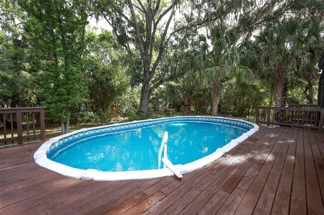 Building Photo - 411 Valencia Cir