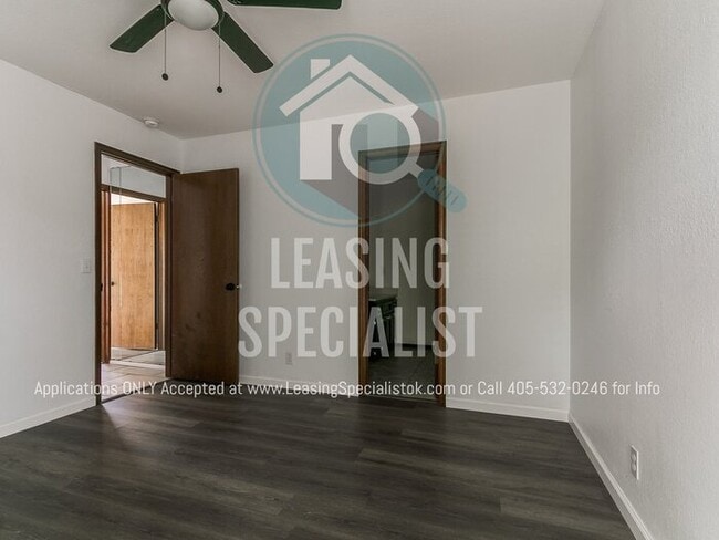 Building Photo - 2 Bed 2 Bath Garden Home in SW OKC's The R...