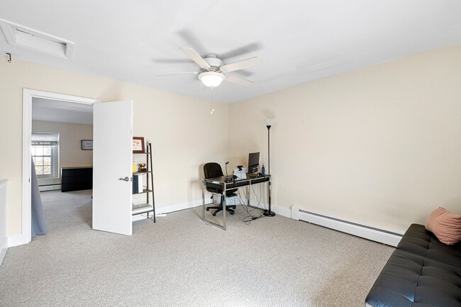 Building Photo - 147 East St