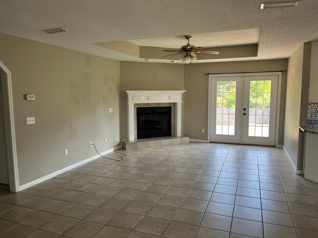 Building Photo - 206 Legacy Dr