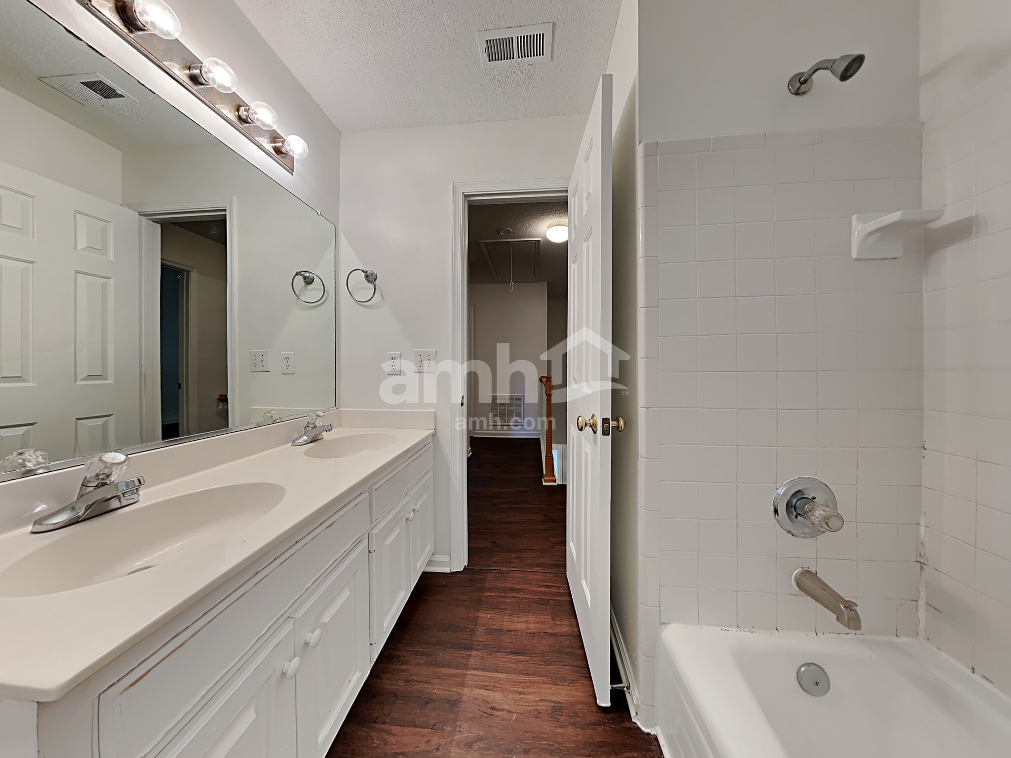 Building Photo - 3658 Canopy Oak Ct