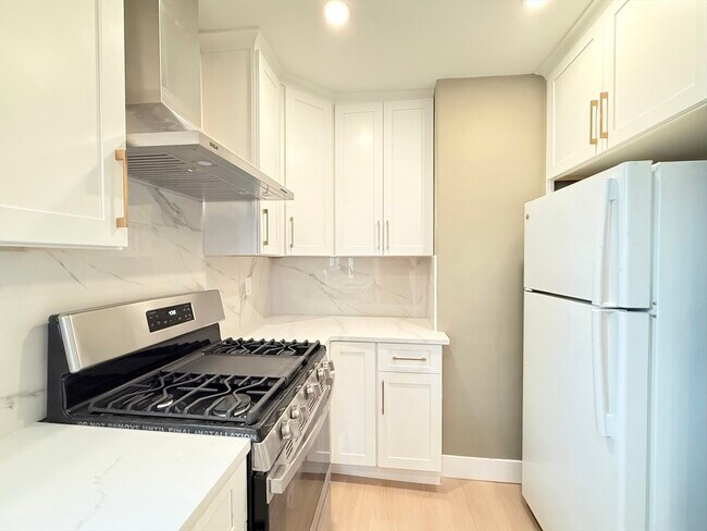 Building Photo - 21 High St