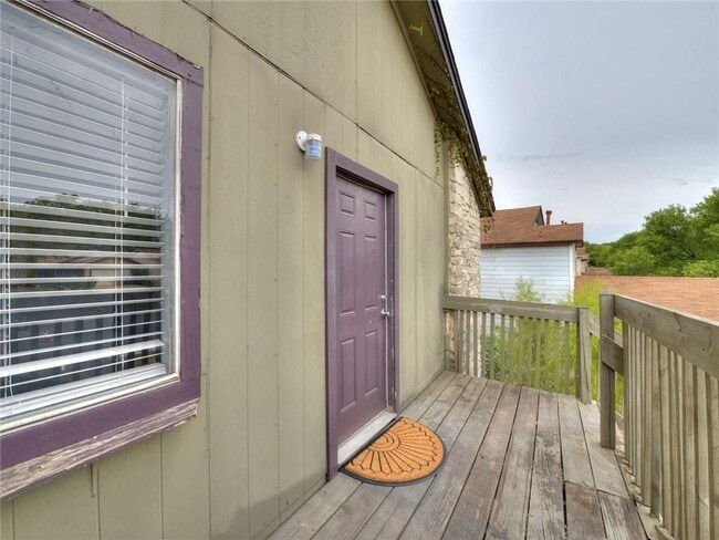 Building Photo - 5809 Spring Meadow Rd