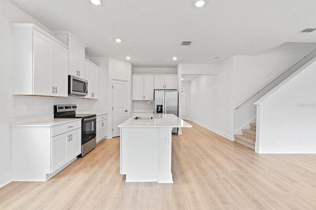 Building Photo - 2276 Hen Rd