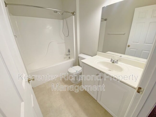 Building Photo - 229 Ashbury Hills Dr