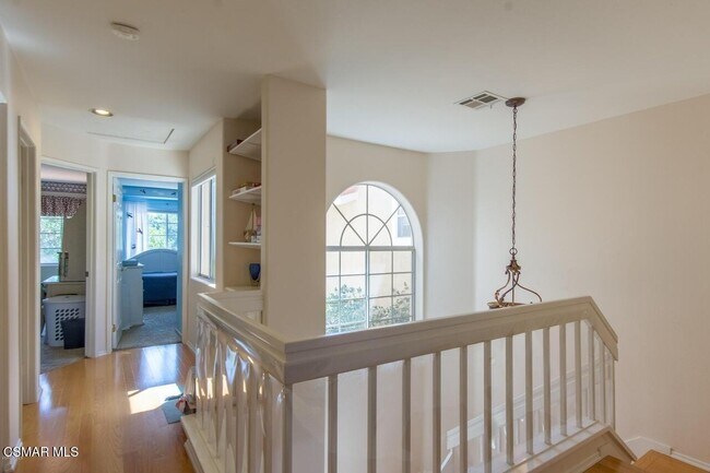 Building Photo - 417 Zeno Way