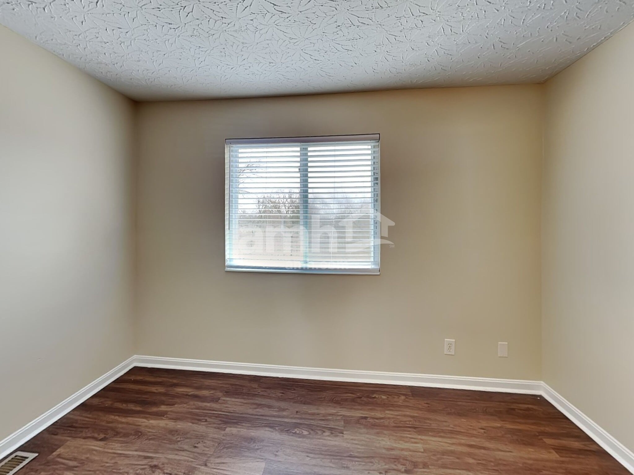 Building Photo - 3289 Summitrun Dr