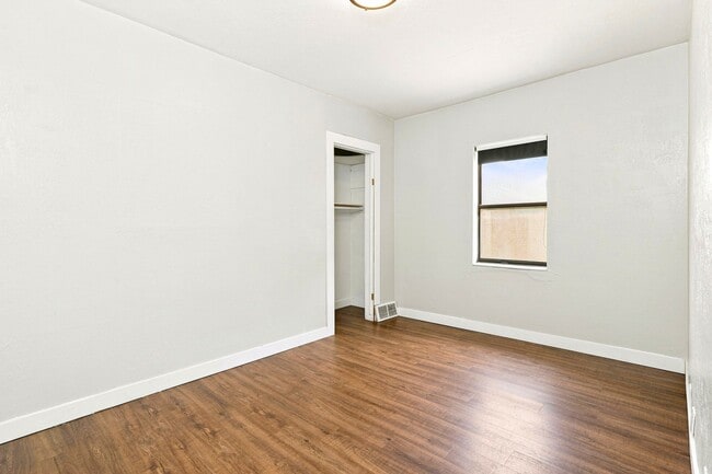 Building Photo - 432 W 2300 N