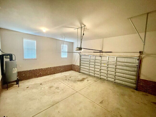 Building Photo - 3-Bed, 2 And A Half Bath Haven With Bonus ...