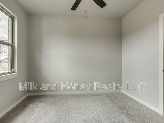 Building Photo - 14525 Rochefort Ln