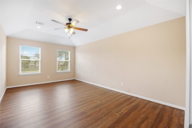 Building Photo - 17123 Wilthorne Gardens Ct