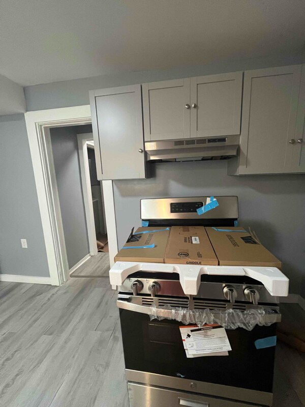 Building Photo - 912 Saratoga St