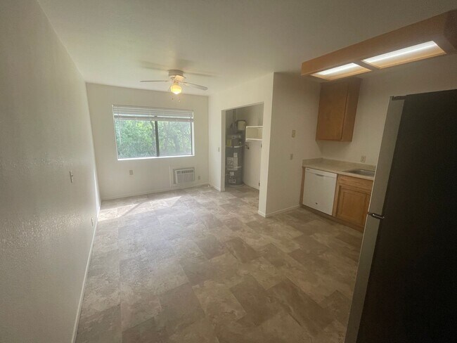 Building Photo - 138 Patterson Ct