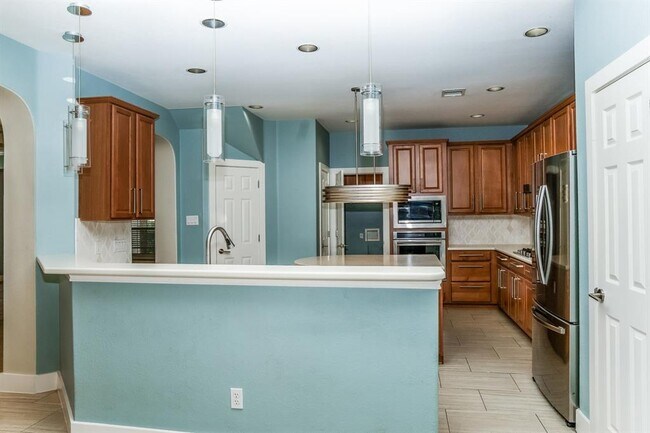 Building Photo - 3006 Covington Pl