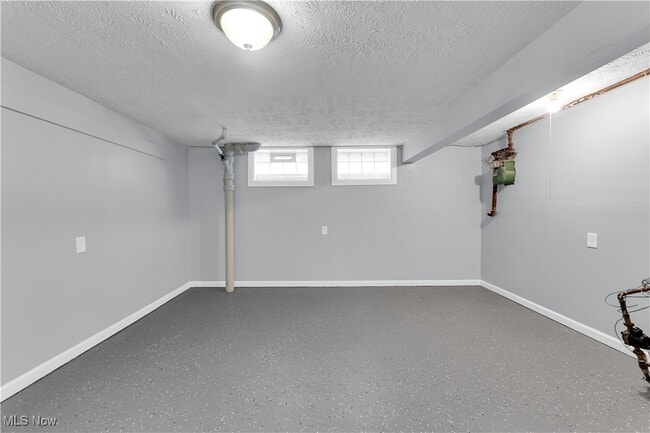 Building Photo - 19412 Milan Dr