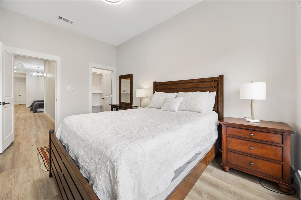 Building Photo - 2522 Park Row Ave