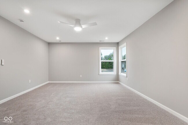 Building Photo - 335 Atlas Dr