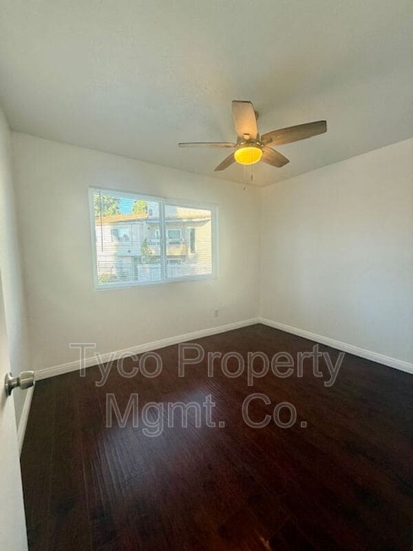 Building Photo - 1720 Melrose Ave