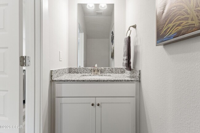 Building Photo - 205 Palmeras Marinas Ln