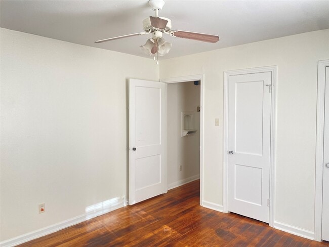 Building Photo - 3619 Lazywood Ln