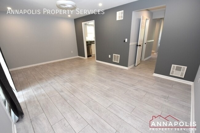 Building Photo - 115 Conley Dr