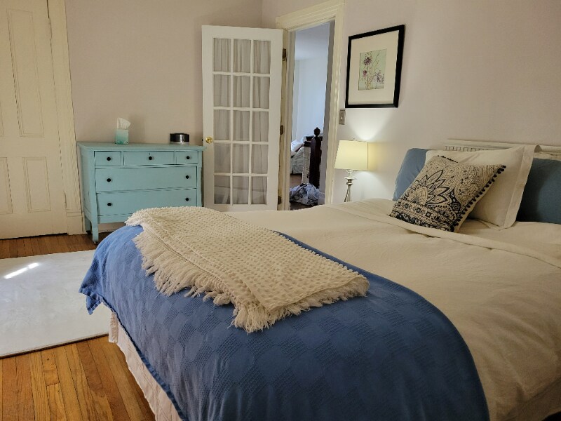 Building Photo - 288 E 1st St