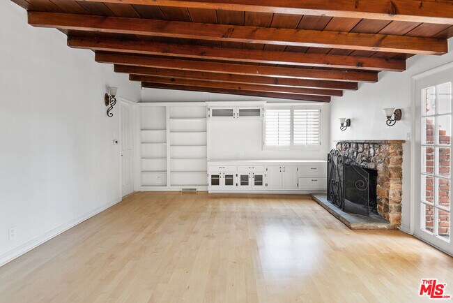 Building Photo - 5572 Bradna Dr