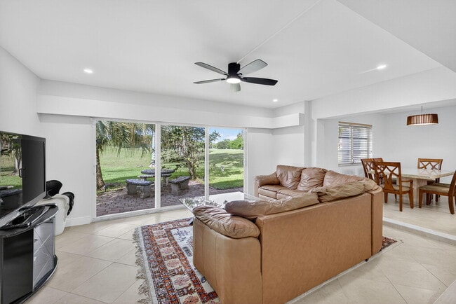 Building Photo - 5503 Bluejack Oak Cir