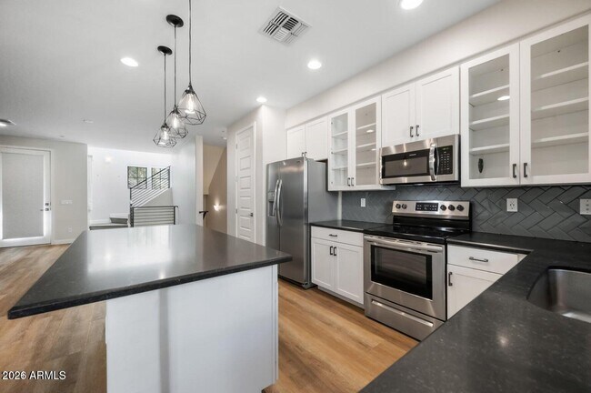 Building Photo - 4236 N 27th St