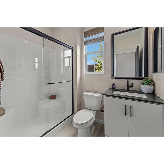 Building Photo - PRICE REDUCED! "Spacious 4-Bedroom Home with 3 Full Baths in Narra Hills Gated Community (Fontana...