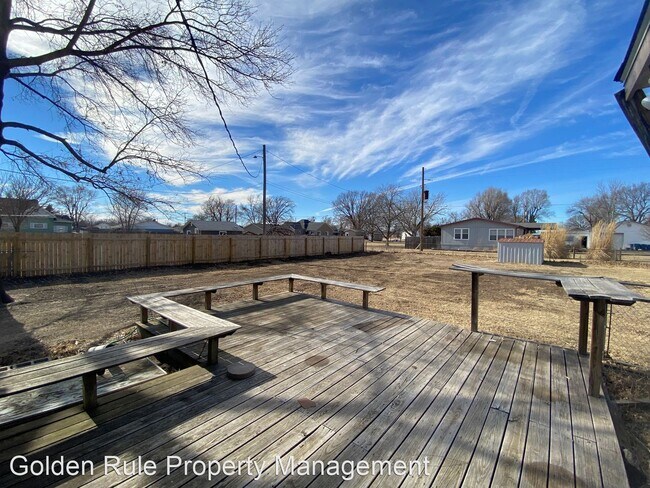 Building Photo - 3 br, 2 bath House - 301 S Speare St