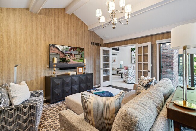 Building Photo - 3466 Bloomfield Club Dr