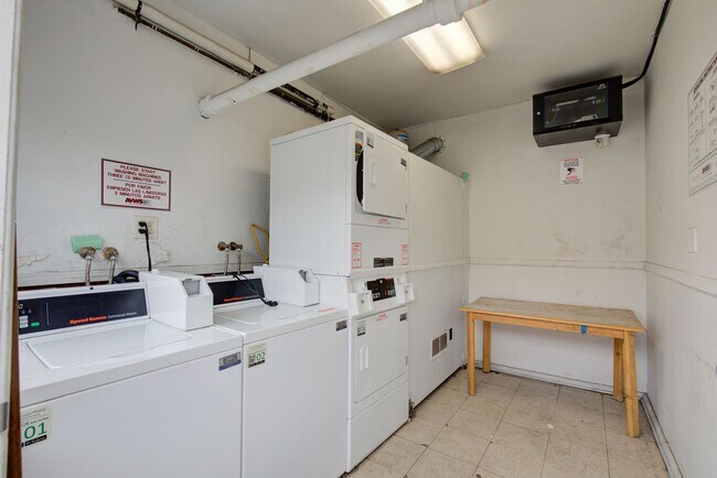 Building Photo - Vanowen Street Residences