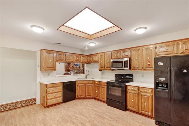 Building Photo - 2709 Big Oaks Dr