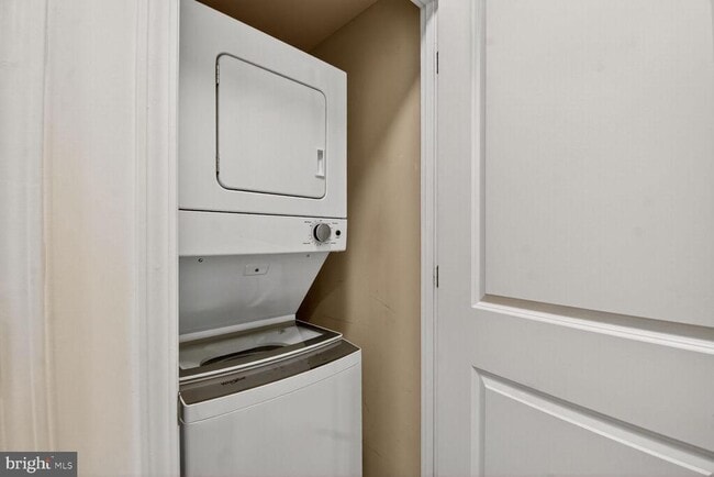 Building Photo - 11700 Old Georgetown Rd