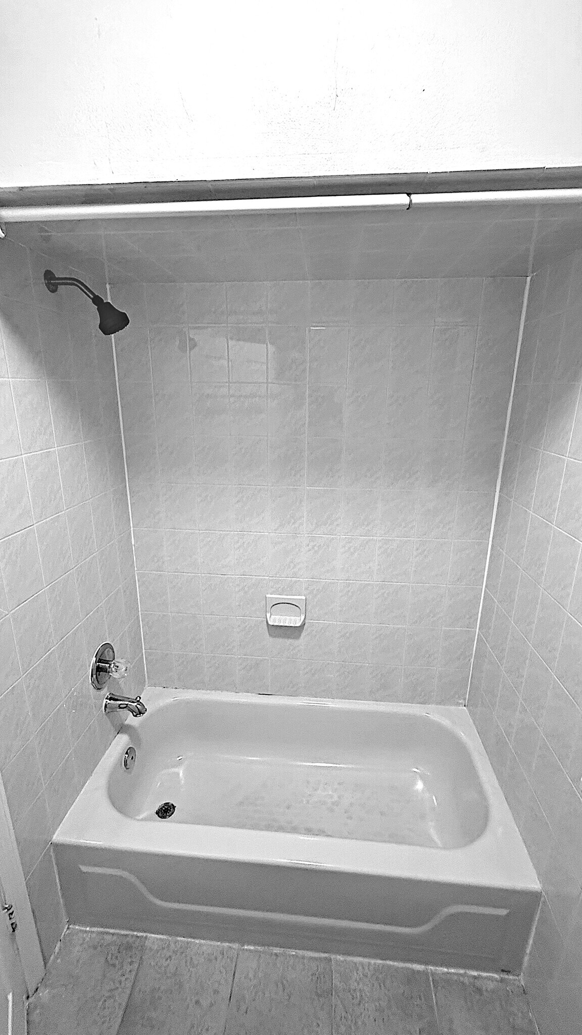 Building Photo - 71 Hartford St