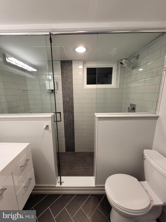 Building Photo - 2710 Rose Valley Dr