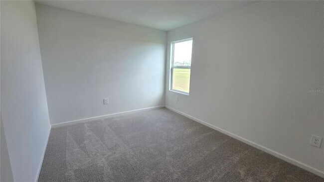 Building Photo - 3363 Alexander Dr