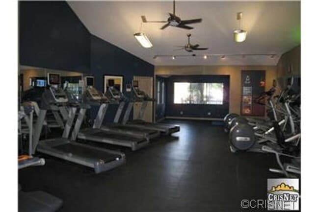 Building Photo - 1 Bedroom Resort Style Living at THE MET! ...