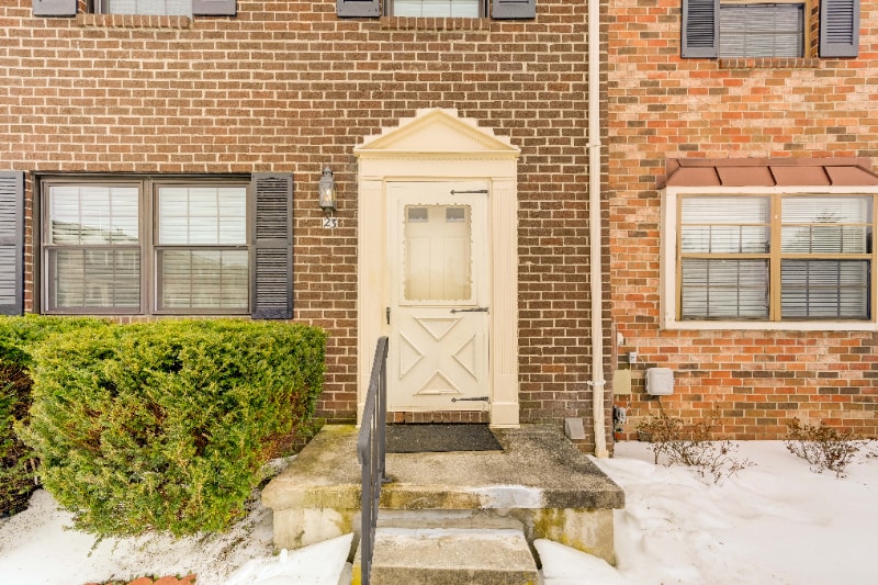 Building Photo - 23 Brucester Bridge Ct