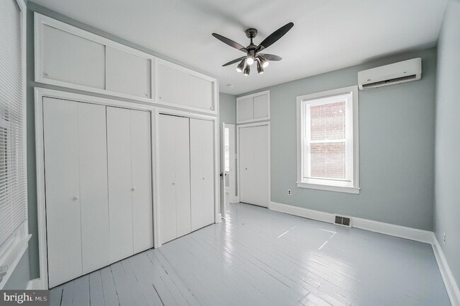 Building Photo - 4373 Cresson St