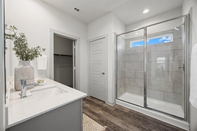 Building Photo - 100 Deserti Rd