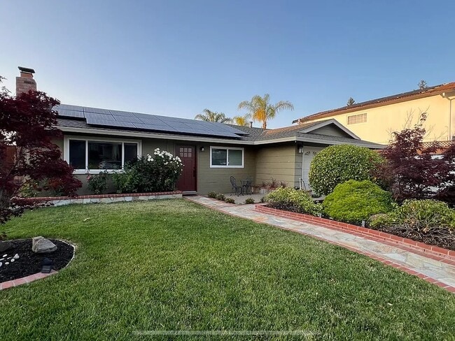 Building Photo - 504 Malbec Ct