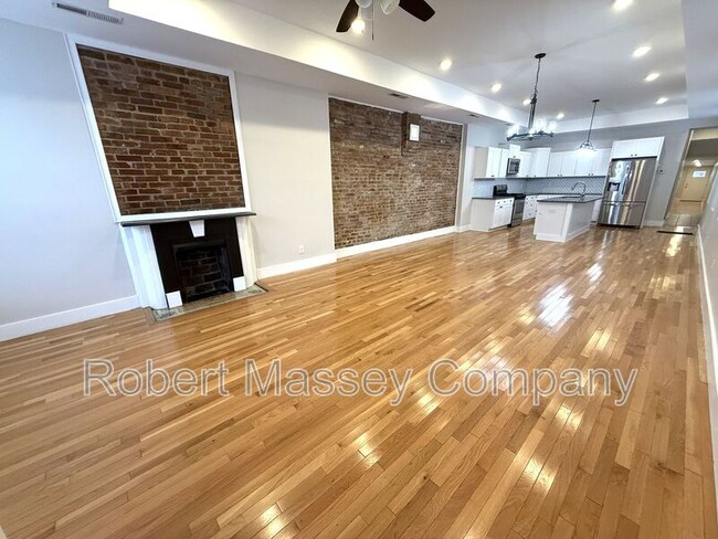 Building Photo - 1435 Mellwood Ave